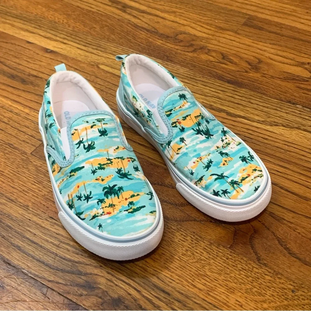 Old Navy Gender-Neutral Canvas SlipOn Sneaker Shoes Tropical Palm Tree Print NWO